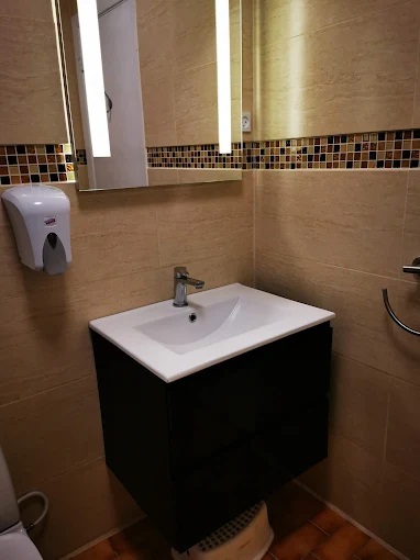 Bright, clean campsite showers and toilets